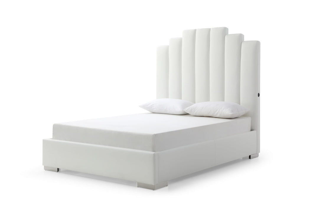 Whiteline Modern Living Jordan Queen Bed BQ1688F - Bed & Sofa Hub